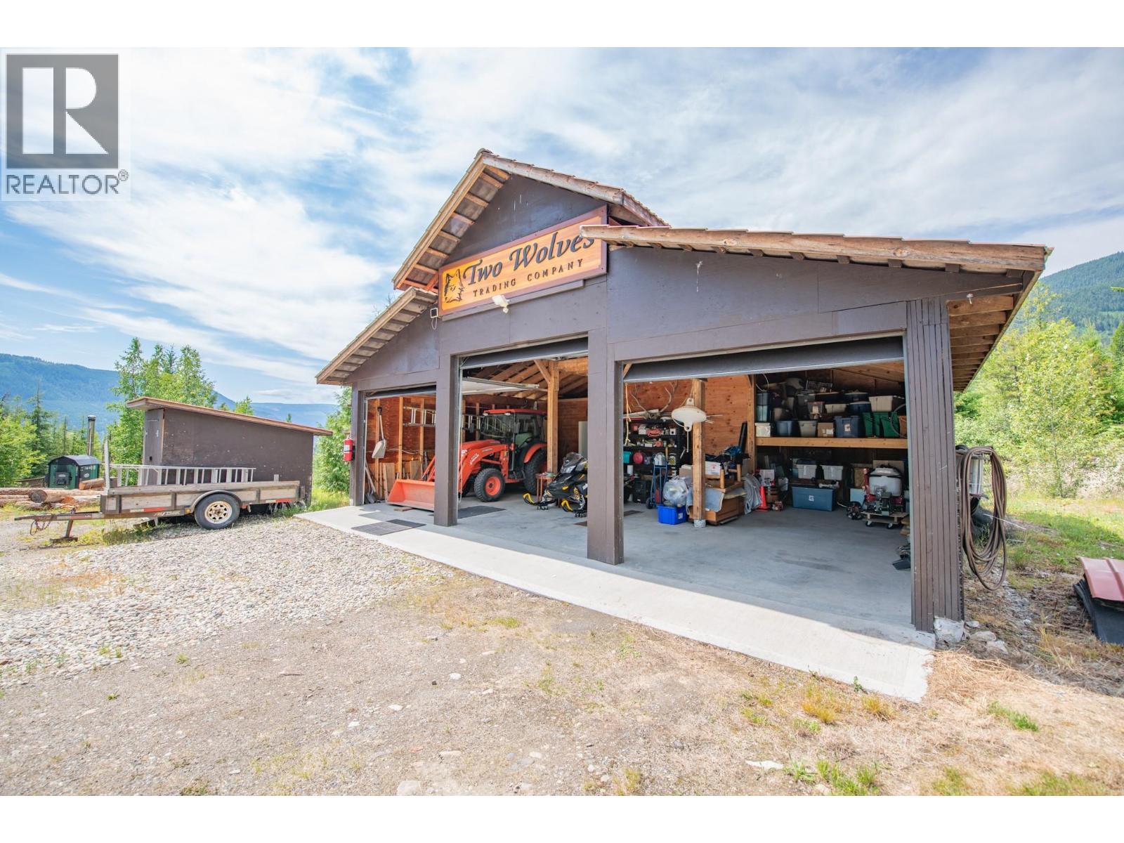 1309 Eagle Ridge Road, Lumby, British Columbia  V0E 2G4 - Photo 11 - 10391939