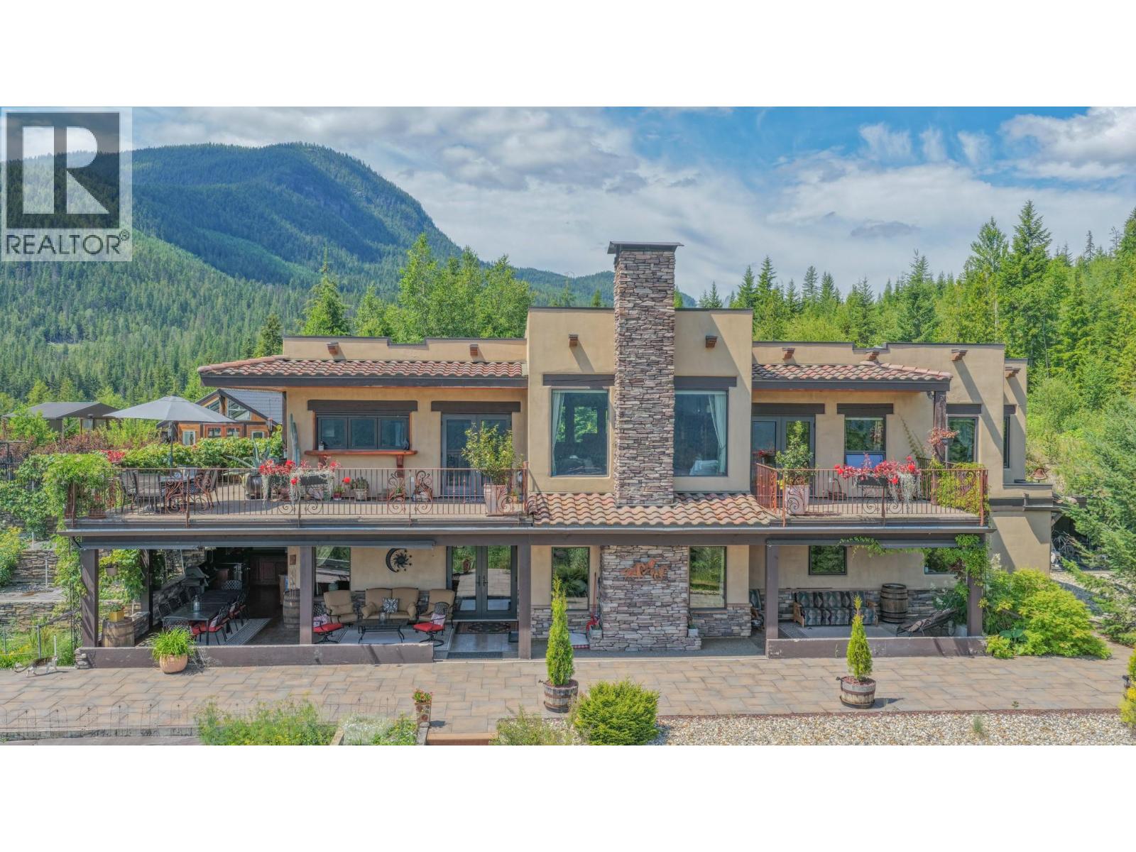 1309 Eagle Ridge Road, Lumby, British Columbia  V0E 2G4 - Photo 2 - 10391939