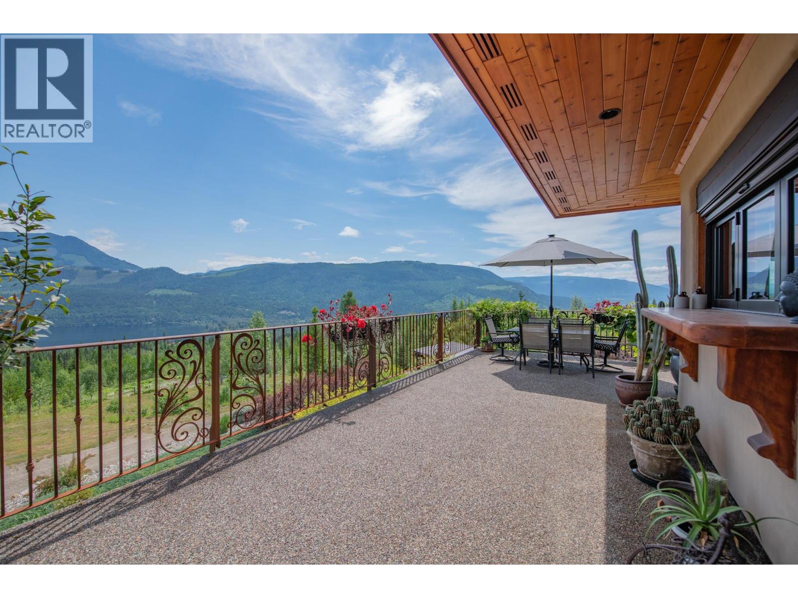 1309 Eagle Ridge Road, Lumby, British Columbia  V0E 2G4 - Photo 8 - 10391939