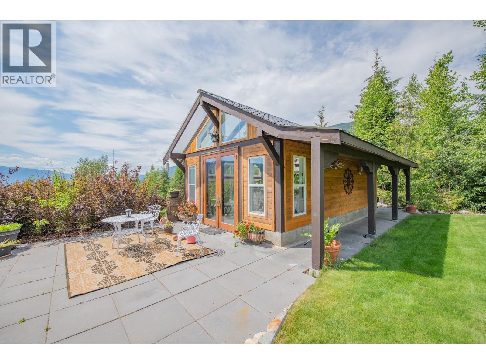 1309 Eagle Ridge Road, Lumby, British Columbia  V0E 2G4 - Photo 9 - 10391939