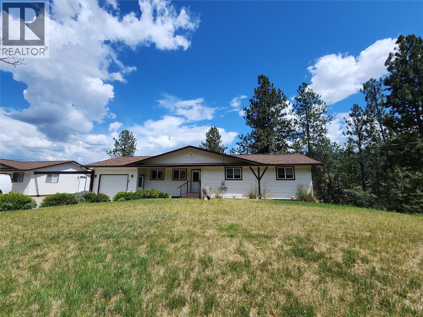 5440 41 Highway, Grand Forks, British Columbia  V0H 1H5 - Photo 2 - 10389271