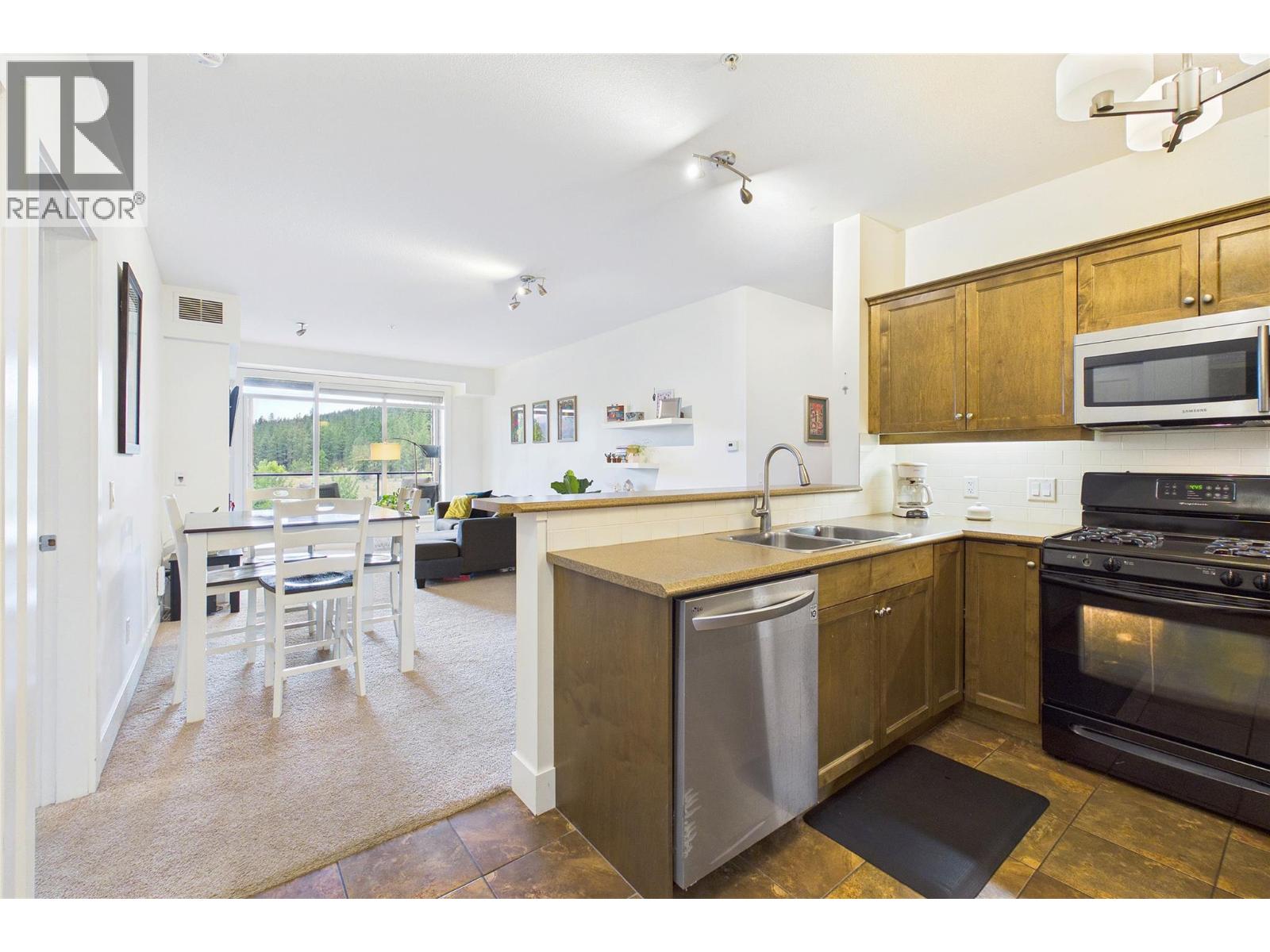 2532 Shoreline Drive Unit# 317, Lake Country, British Columbia  V4V 2R6 - Photo 3 - 10393183