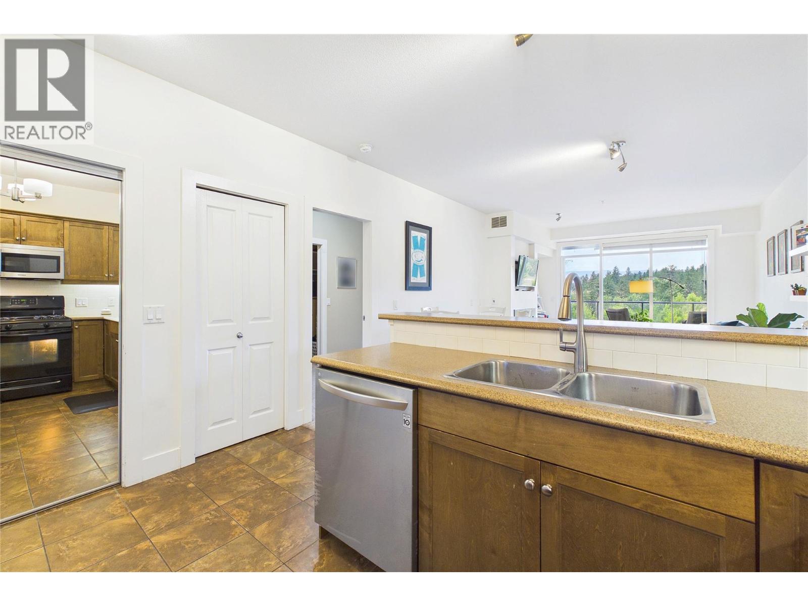 2532 Shoreline Drive Unit# 317, Lake Country, British Columbia  V4V 2R6 - Photo 6 - 10393183