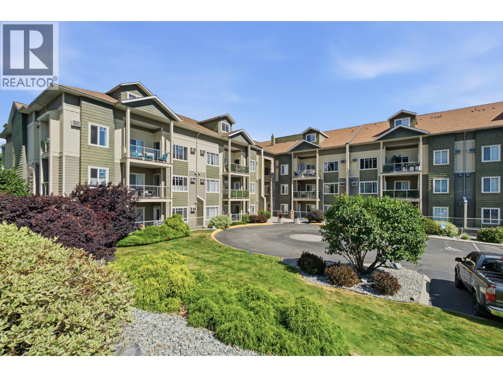 2120 Shannon Ridge Drive Unit# 214, West Kelowna, British Columbia  V4T 2Z3 - Photo 2 - 10391942
