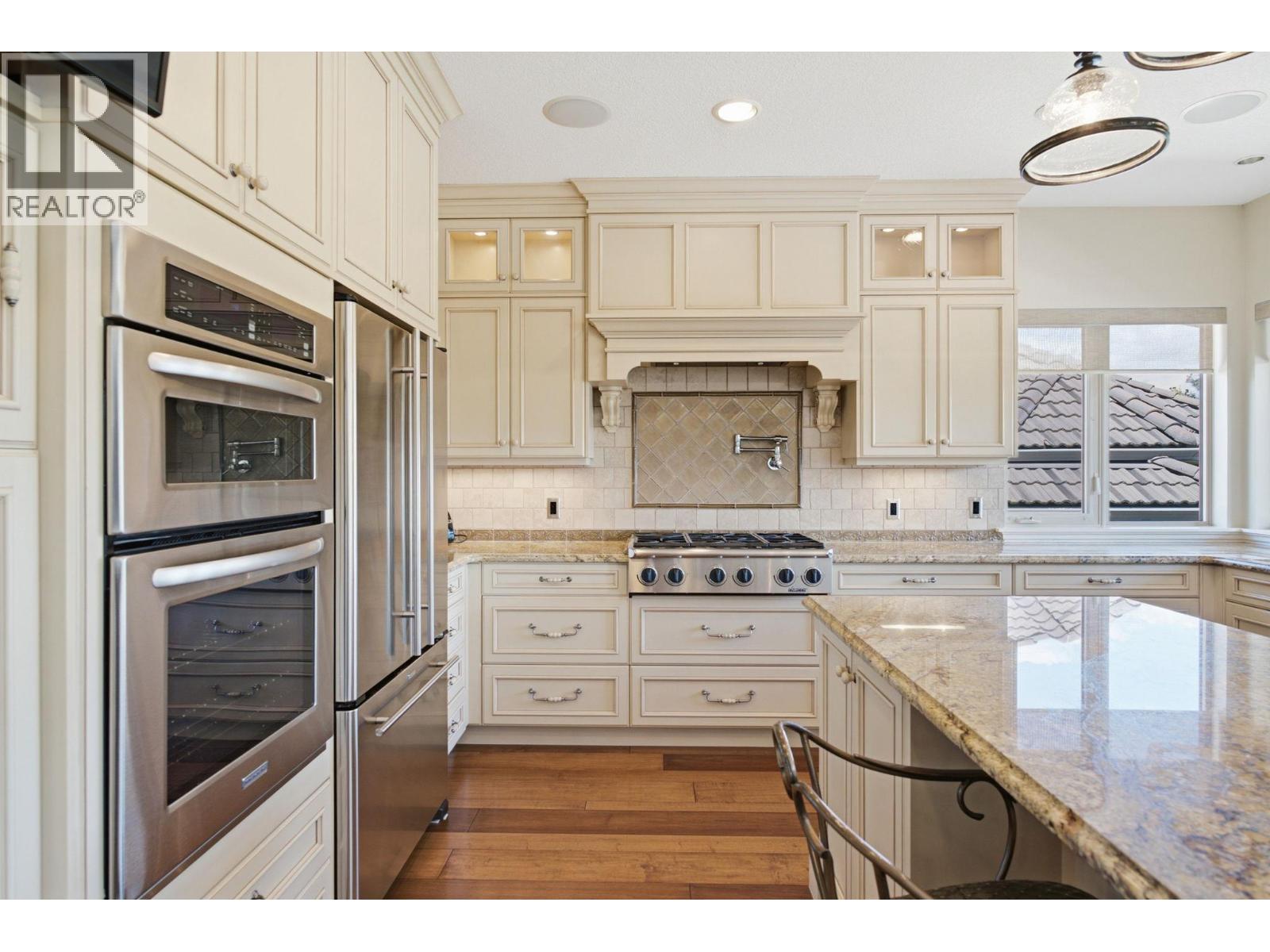 2109 Capistrano Drive, Kelowna, British Columbia  V1V 2N1 - Photo 15 - 10393633