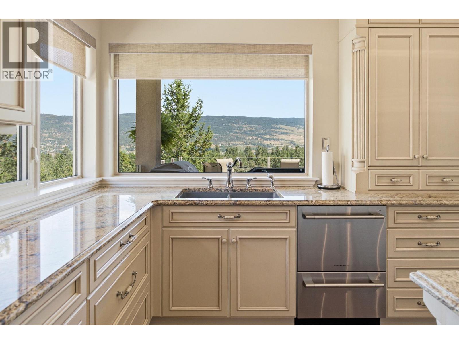 2109 Capistrano Drive, Kelowna, British Columbia  V1V 2N1 - Photo 17 - 10393633