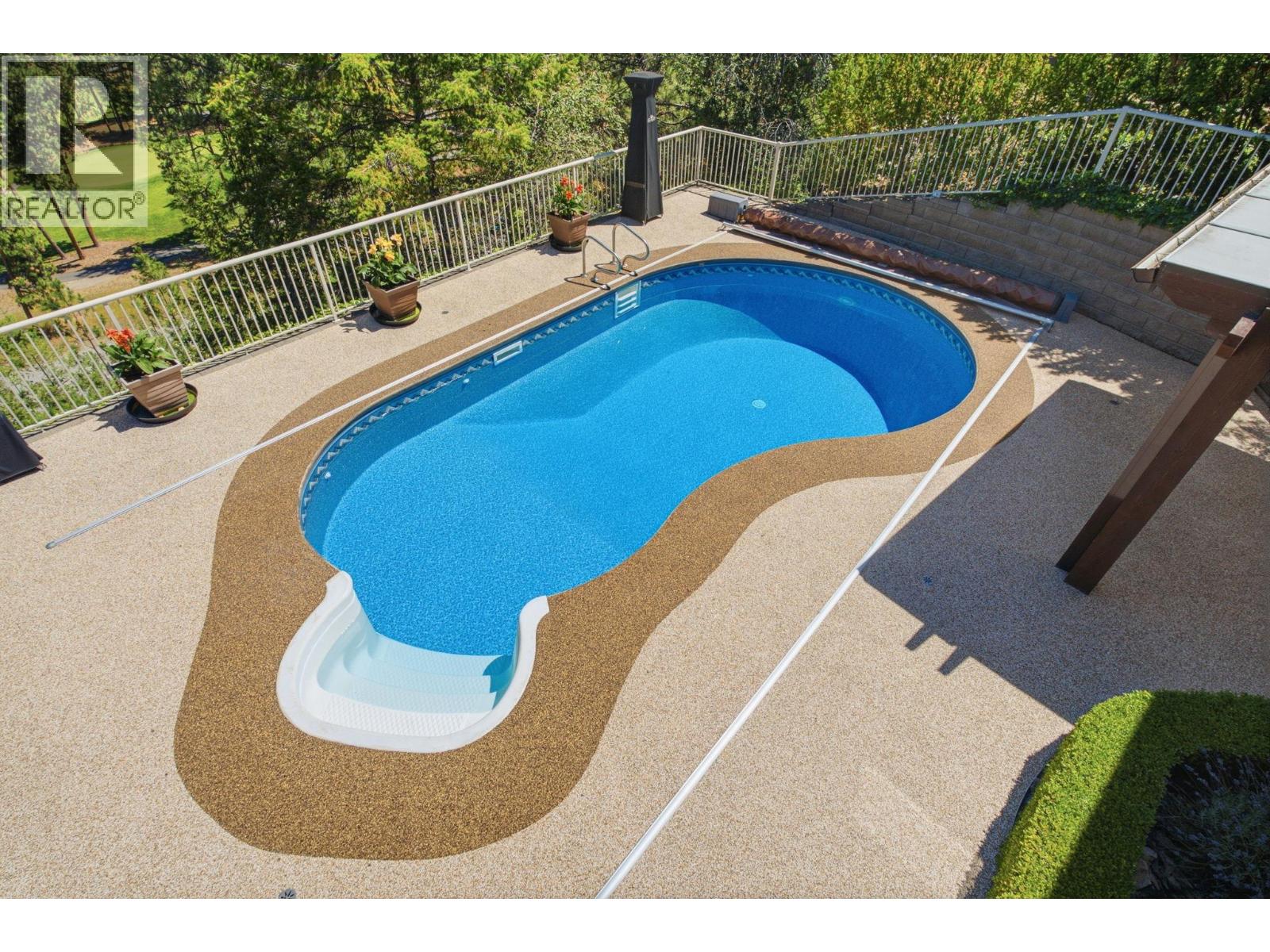 2109 Capistrano Drive, Kelowna, British Columbia  V1V 2N1 - Photo 24 - 10393633