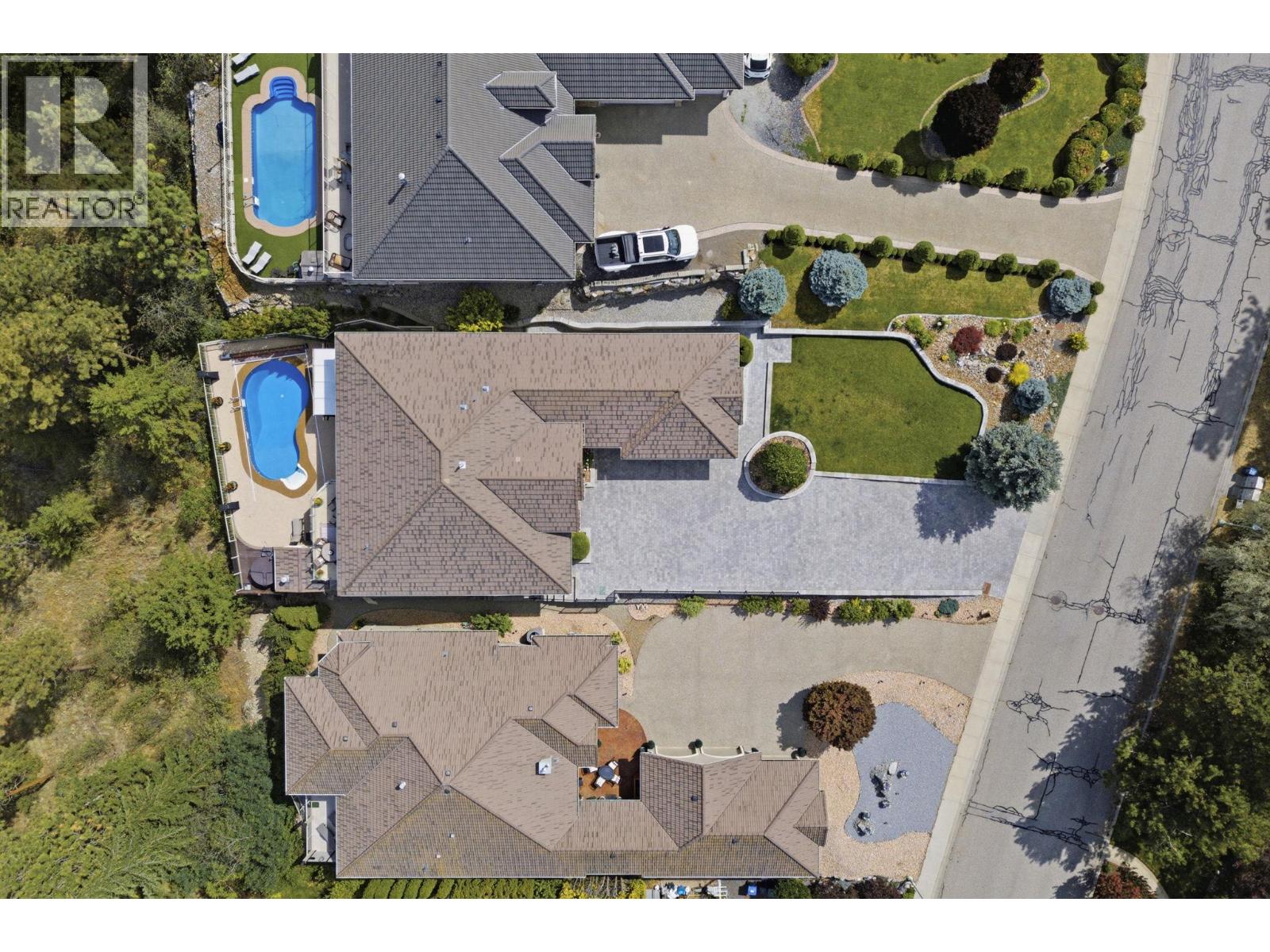 2109 Capistrano Drive, Kelowna, British Columbia  V1V 2N1 - Photo 3 - 10393633