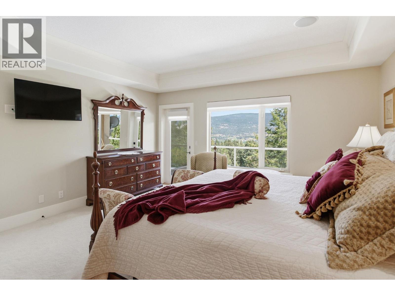 2109 Capistrano Drive, Kelowna, British Columbia  V1V 2N1 - Photo 30 - 10393633