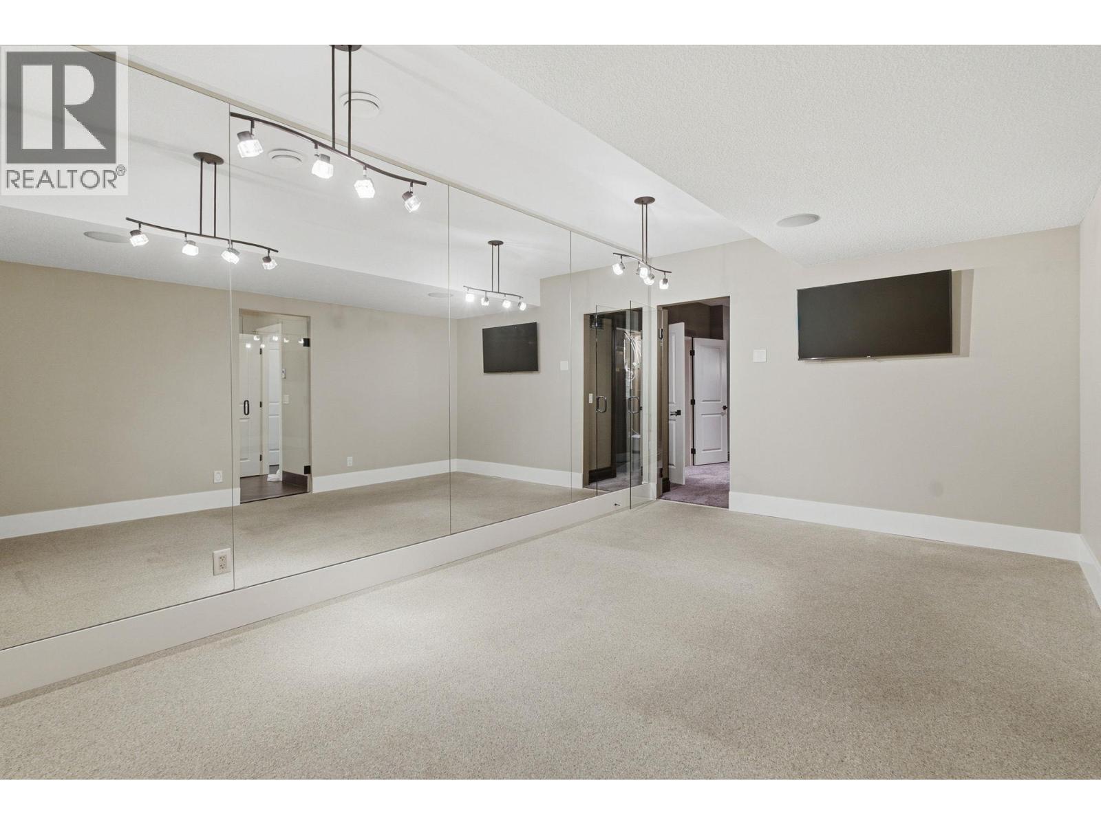 2109 Capistrano Drive, Kelowna, British Columbia  V1V 2N1 - Photo 56 - 10393633