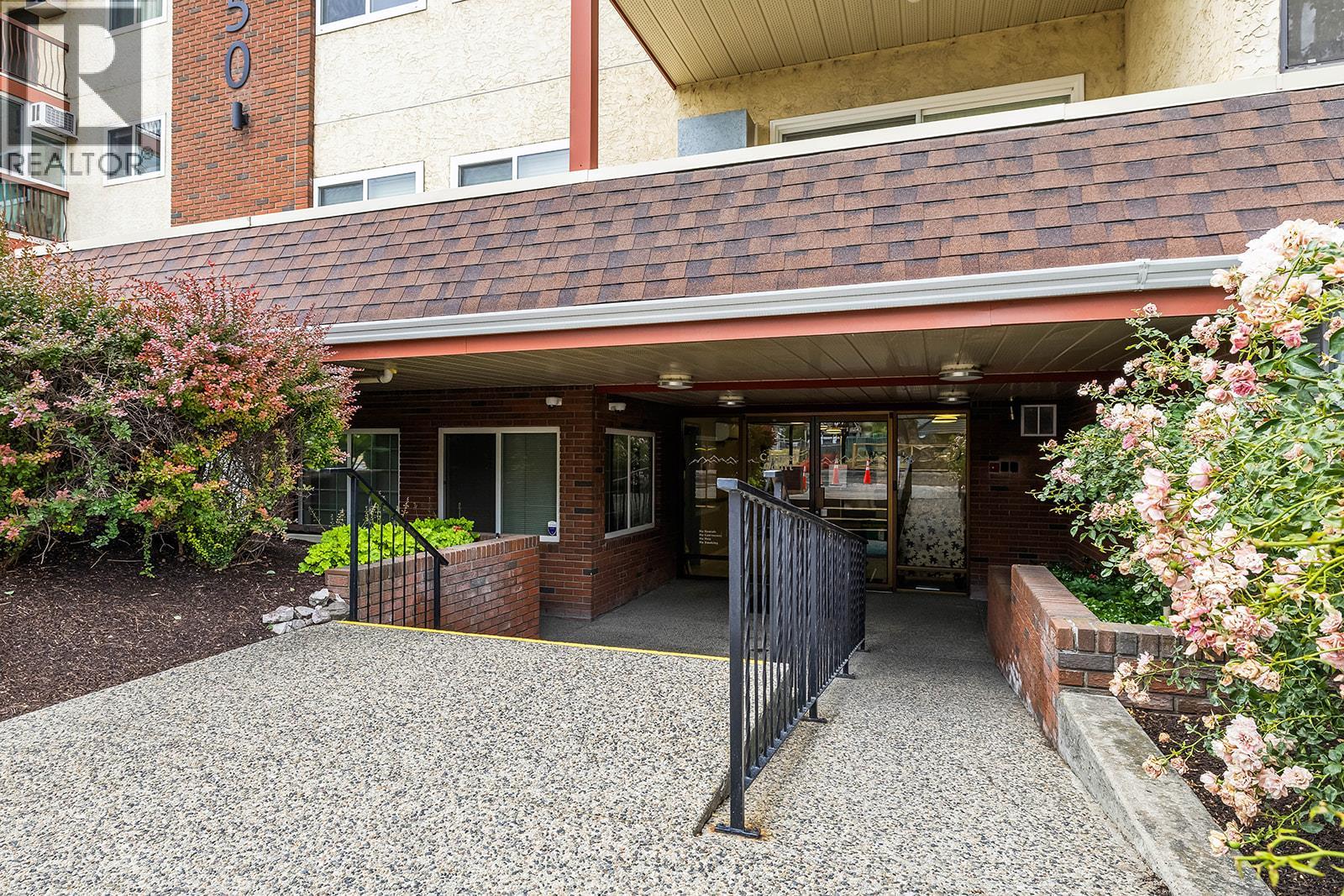 1450 Bertram Street Unit# 319, Kelowna, British Columbia  V1Y 8R9 - Photo 3 - 10392554