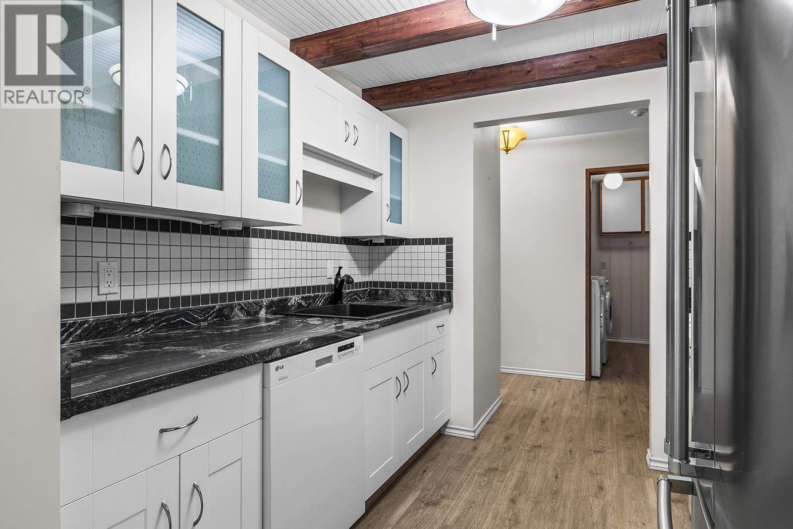 1450 Bertram Street Unit# 319, Kelowna, British Columbia  V1Y 8R9 - Photo 8 - 10392554