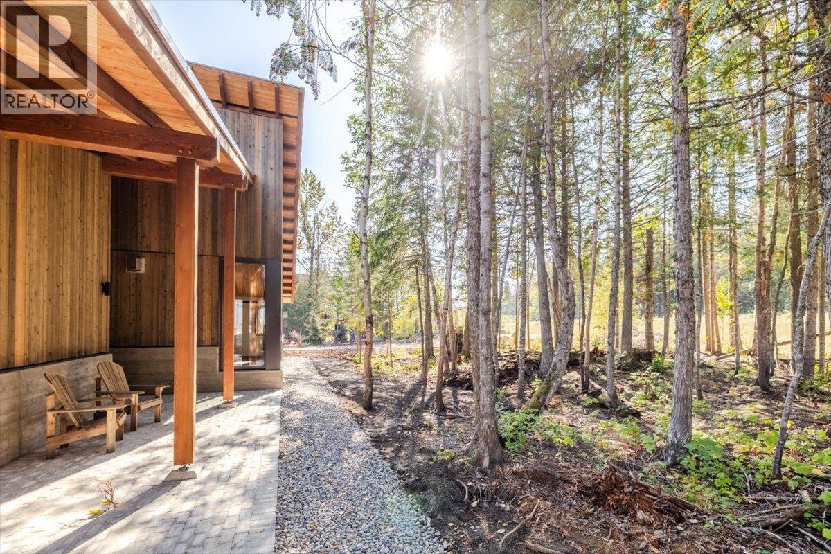 5538 Currie Bowl Way, Fernie, British Columbia  V0B 1M6 - Photo 12 - 10393817