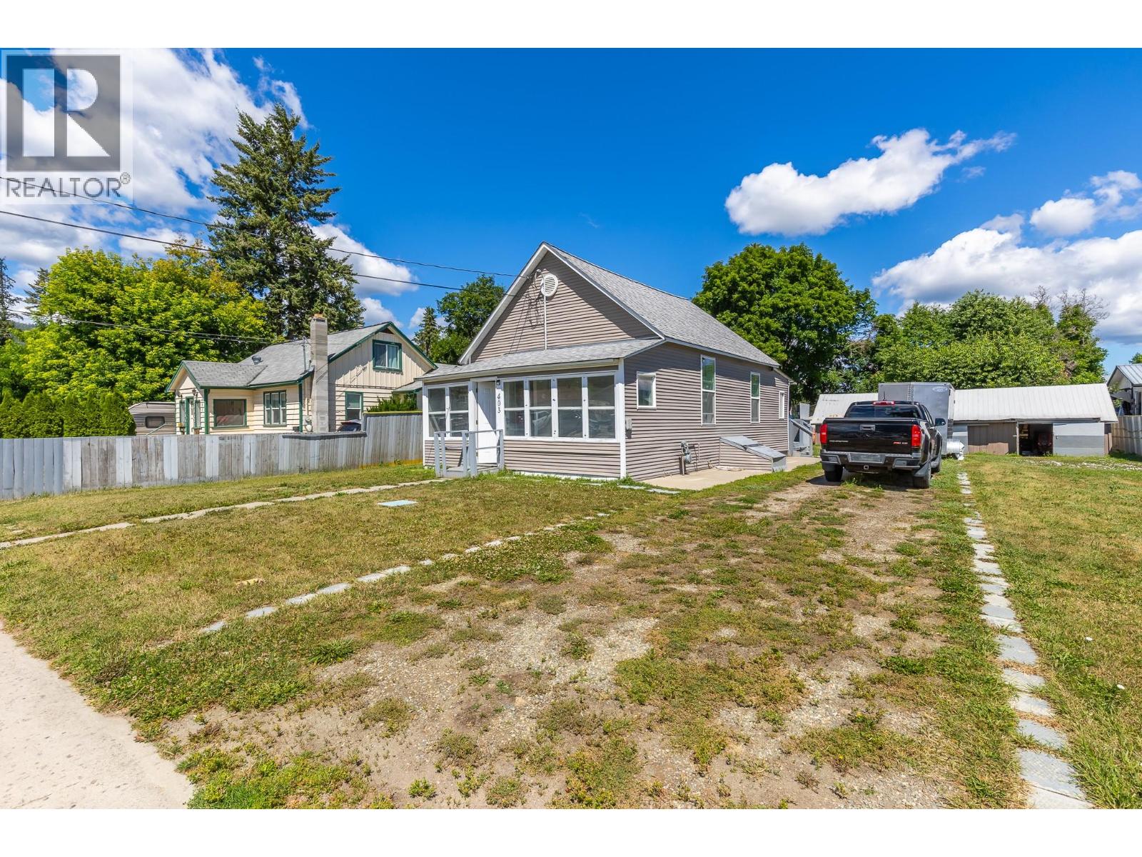 403 Howard Avenue, Enderby, British Columbia  V0E 1V2 - Photo 2 - 10393715