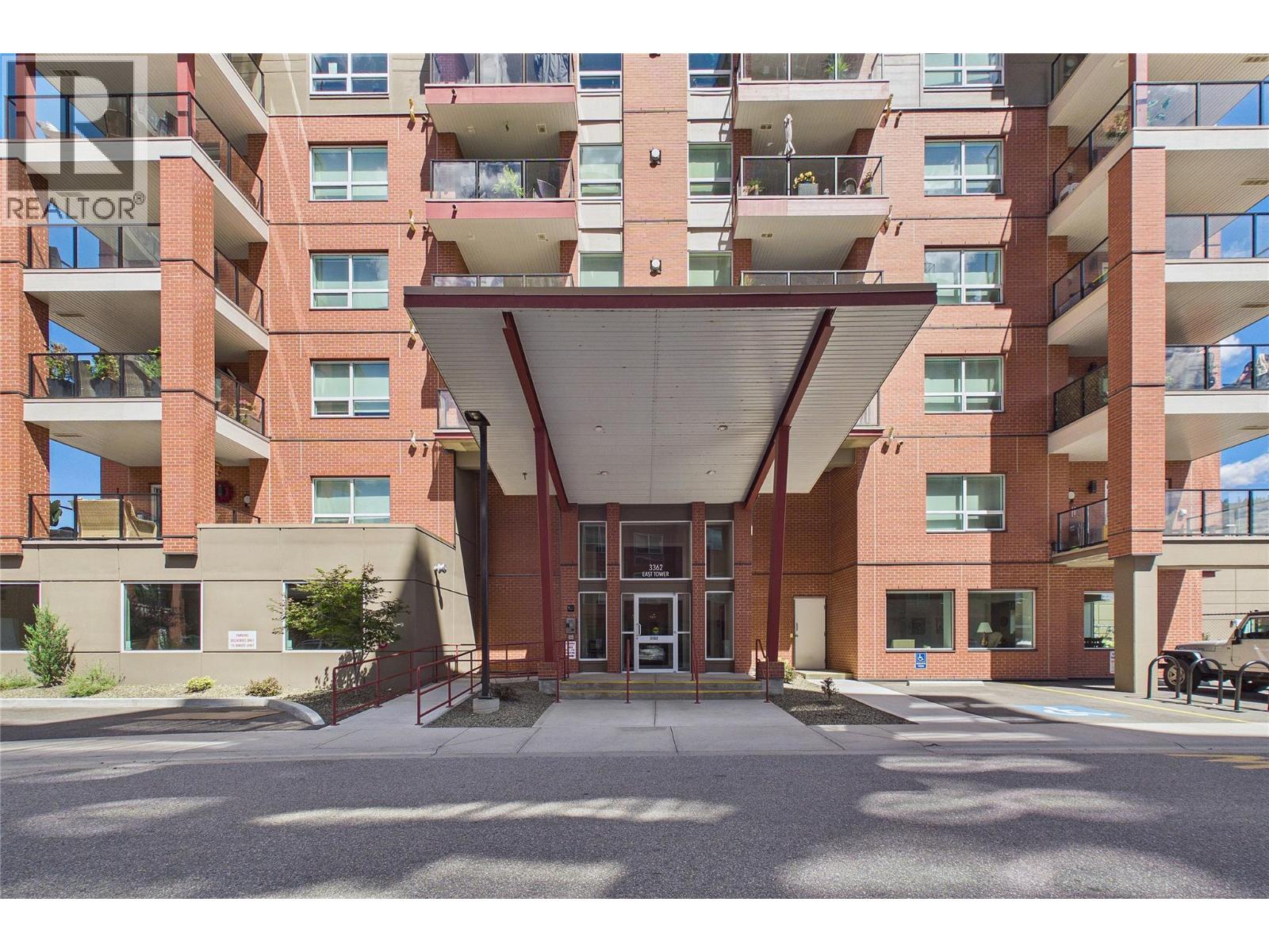3362 Skaha Lake Road Unit# 701, Penticton, British Columbia  V2A 0J4 - Photo 1 - 10393878