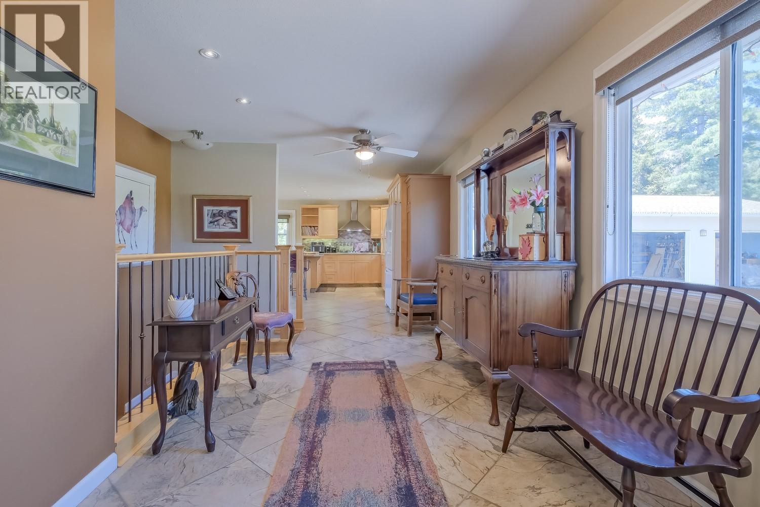 709 Bartlett Drive, Penticton, British Columbia  V2A 7K8 - Photo 12 - 10393882