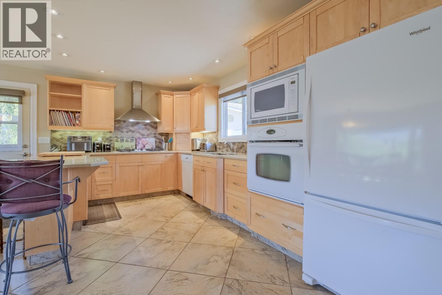 709 Bartlett Drive, Penticton, British Columbia  V2A 7K8 - Photo 14 - 10393882