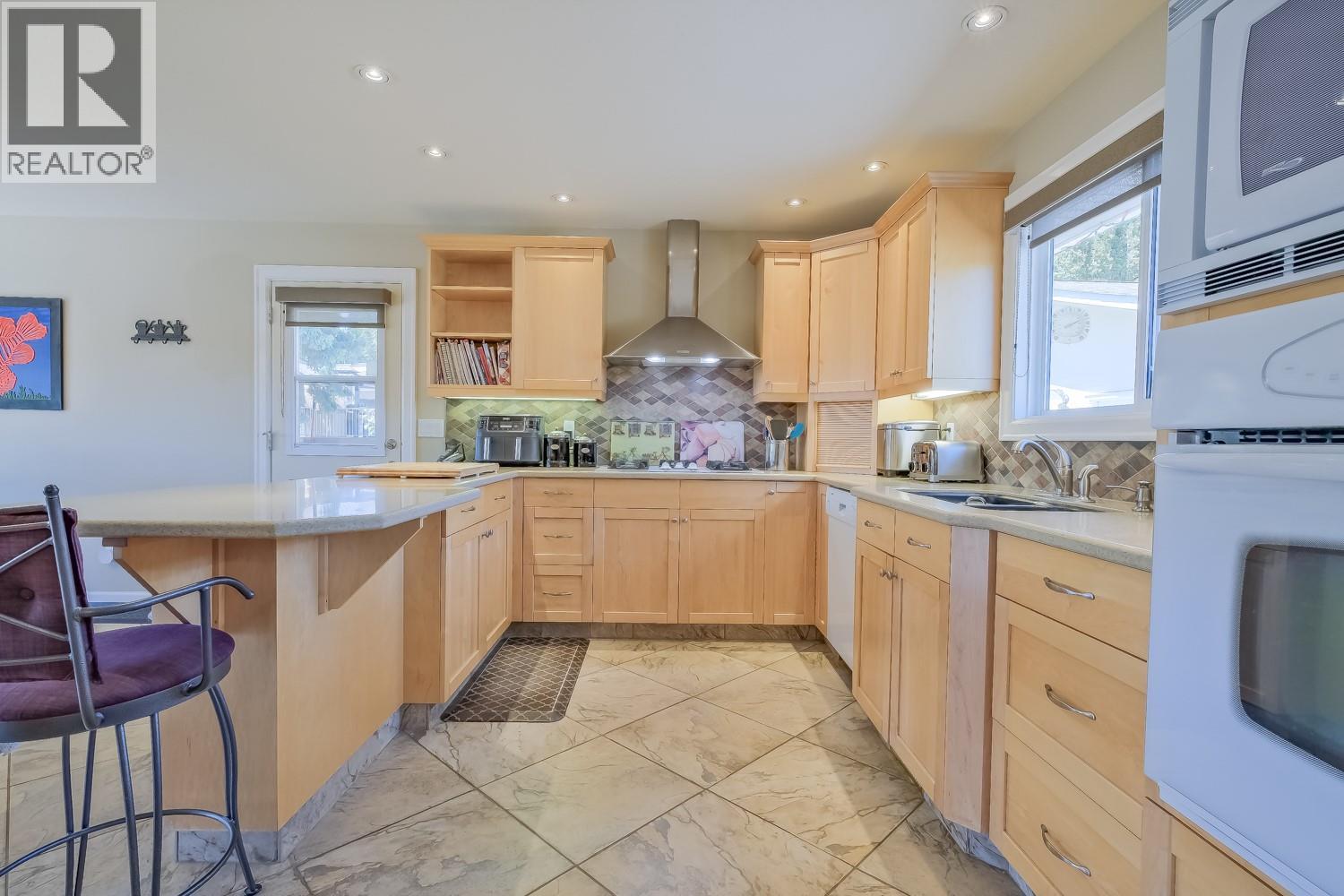 709 Bartlett Drive, Penticton, British Columbia  V2A 7K8 - Photo 15 - 10393882