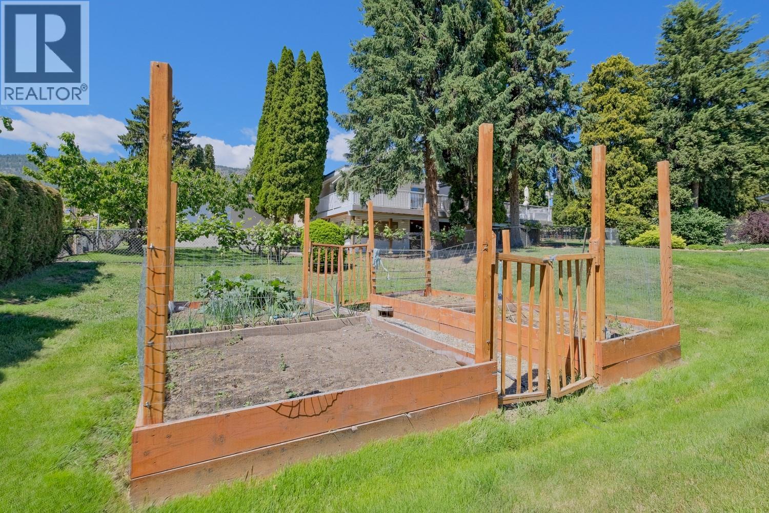 709 Bartlett Drive, Penticton, British Columbia  V2A 7K8 - Photo 36 - 10393882