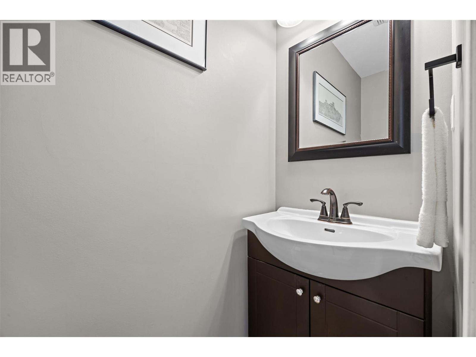 148 Stevens Court, Penticton, British Columbia  V2A 8A2 - Photo 19 - 10393725