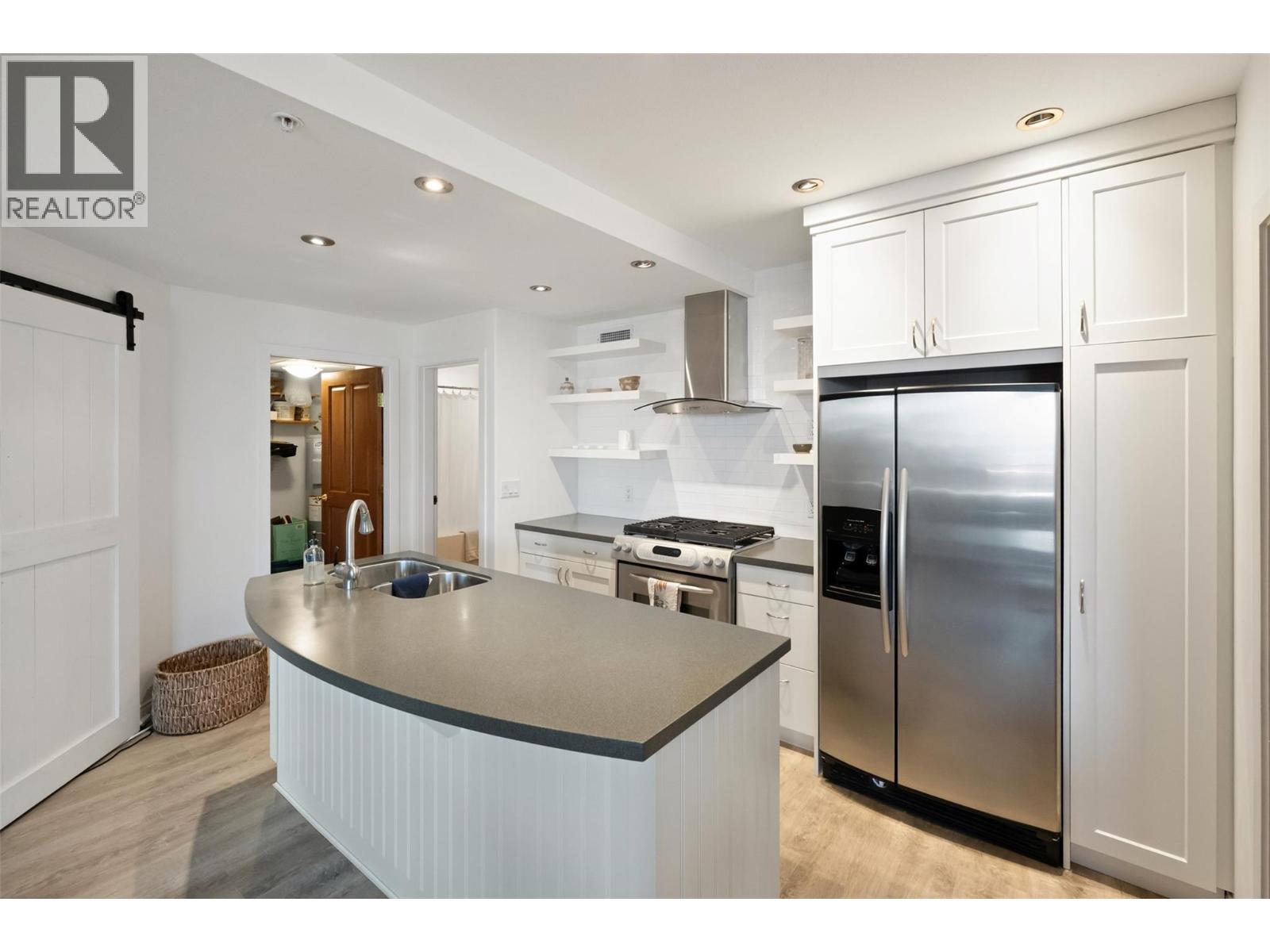 250 Marina Way Unit# 103, Penticton, British Columbia  V2A 1H4 - Photo 8 - 10393801