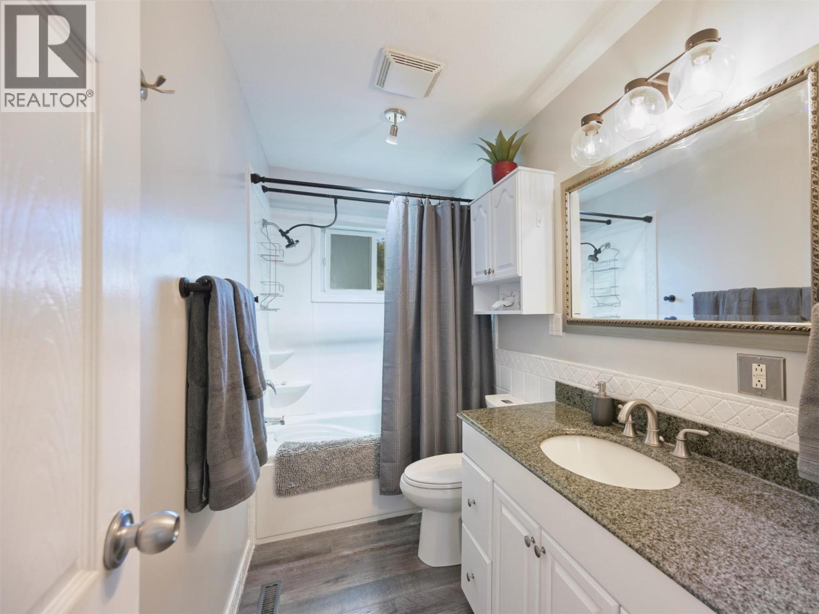 5867 Tulameen Street, Oliver, British Columbia  V0H 1T0 - Photo 10 - 10393681