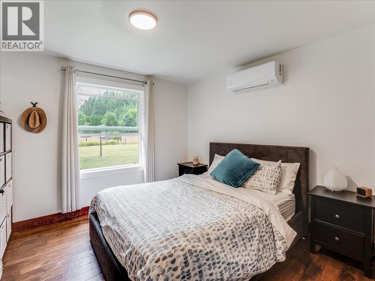 3177 Slocan Park Road, Slocan Park, British Columbia  V0G 2E0 - Photo 18 - 10393346