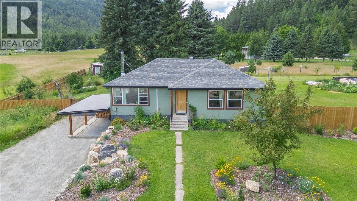 3177 Slocan Park Road, Slocan Park, British Columbia  V0G 2E0 - Photo 2 - 10393346
