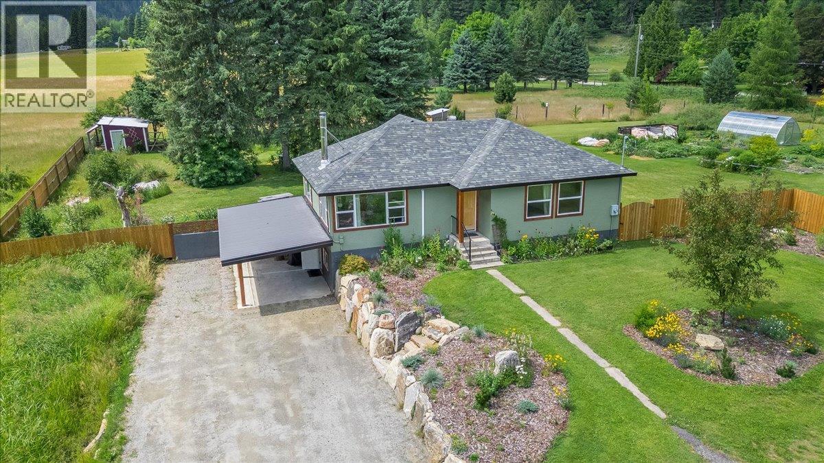 3177 Slocan Park Road, Slocan Park, British Columbia  V0G 2E0 - Photo 4 - 10393346