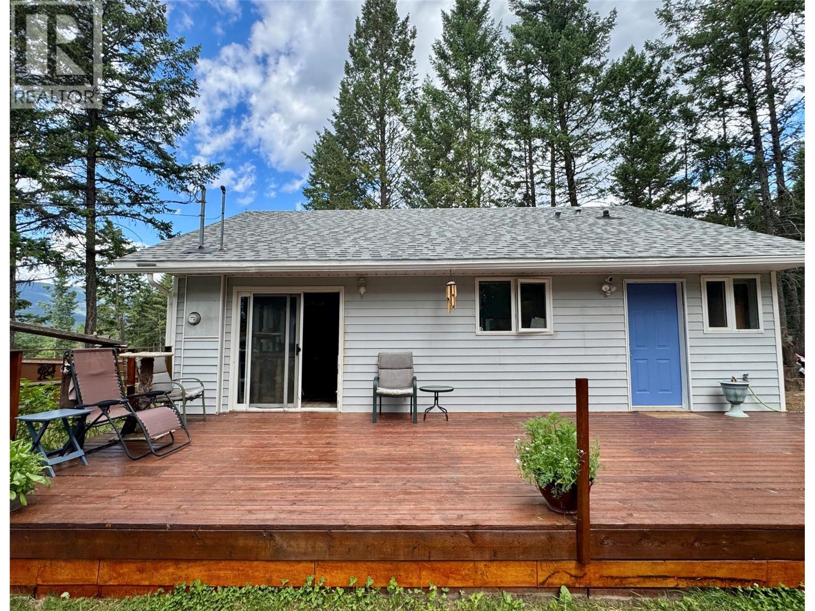 4949 Luxor Creek Road, Edgewater, British Columbia  V0A 1B0 - Photo 1 - 10393620