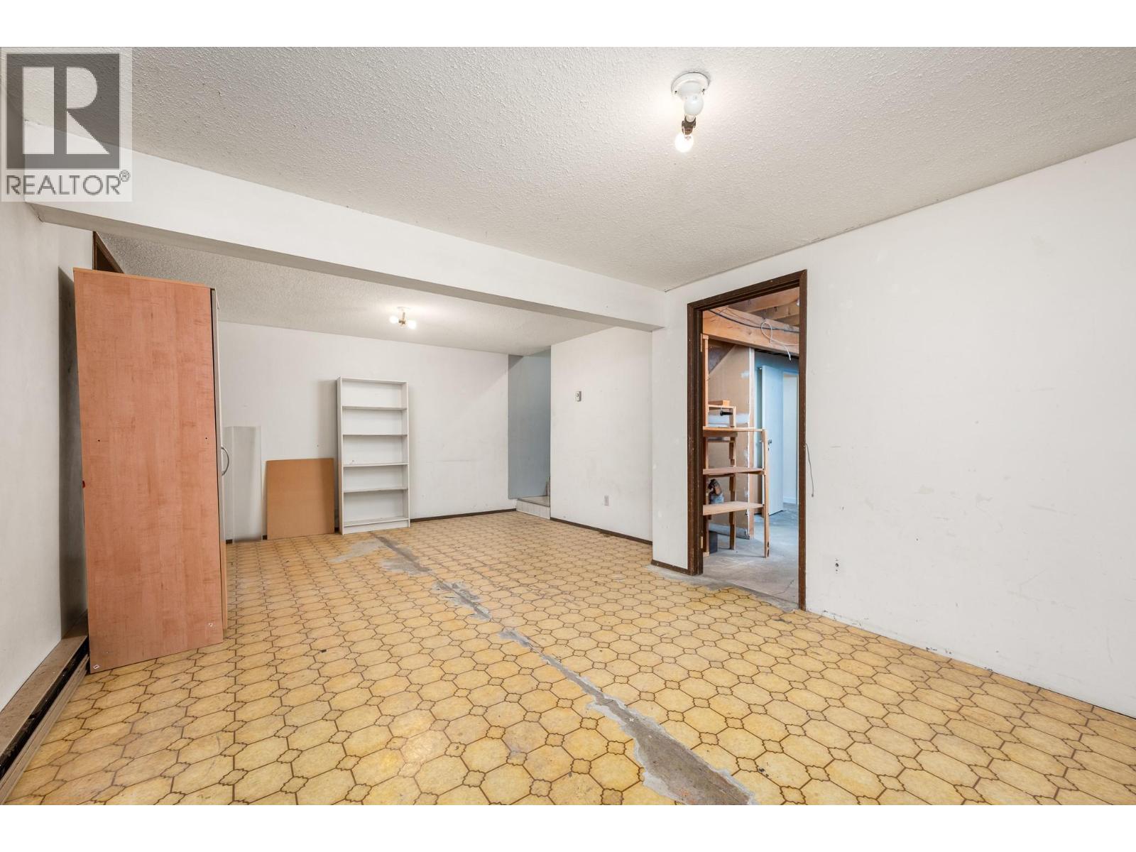 5008 Heritage Drive, Vernon, British Columbia  V1T 7V4 - Photo 14 - 10393675