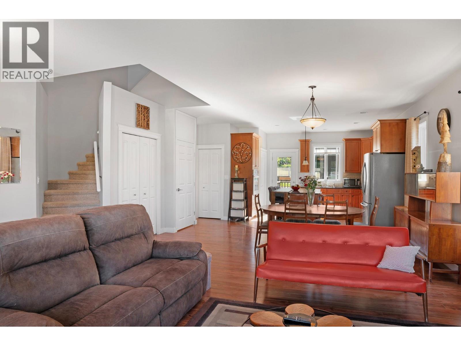 608 16th  N Avenue, Creston, British Columbia  V0B 1G5 - Photo 6 - 10393854