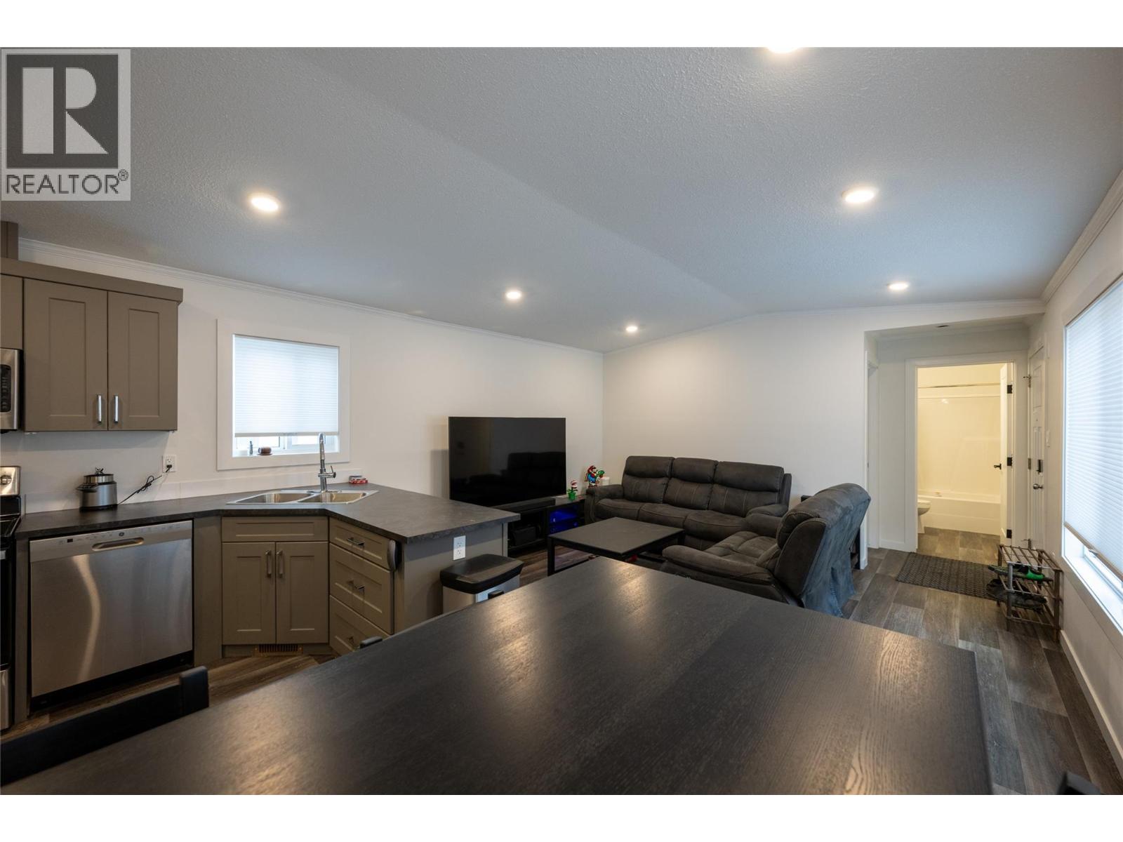 2401 Ord Road Unit# 77, Kamloops, British Columbia  V2B 7V8 - Photo 11 - 10393834