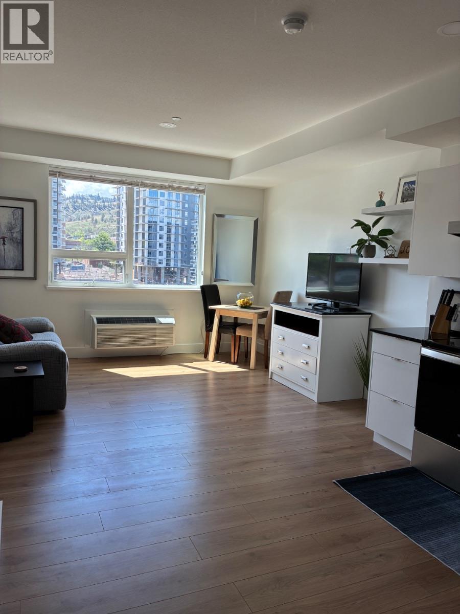 444 St Paul Street Unit# 604, Kamloops, British Columbia  V2C 0L2 - Photo 1 - 10393746
