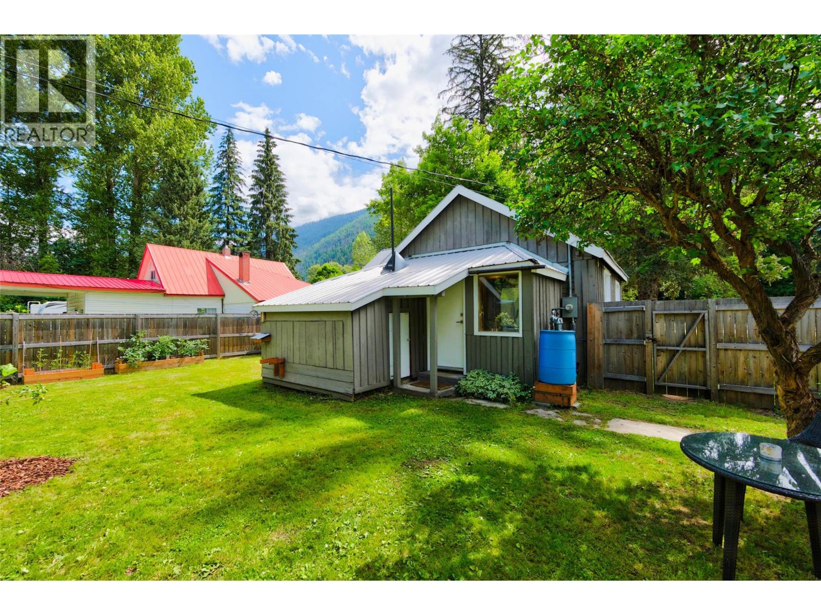 124 Sayward Avenue, Salmo, British Columbia  V0G 1Z0 - Photo 41 - 10393692