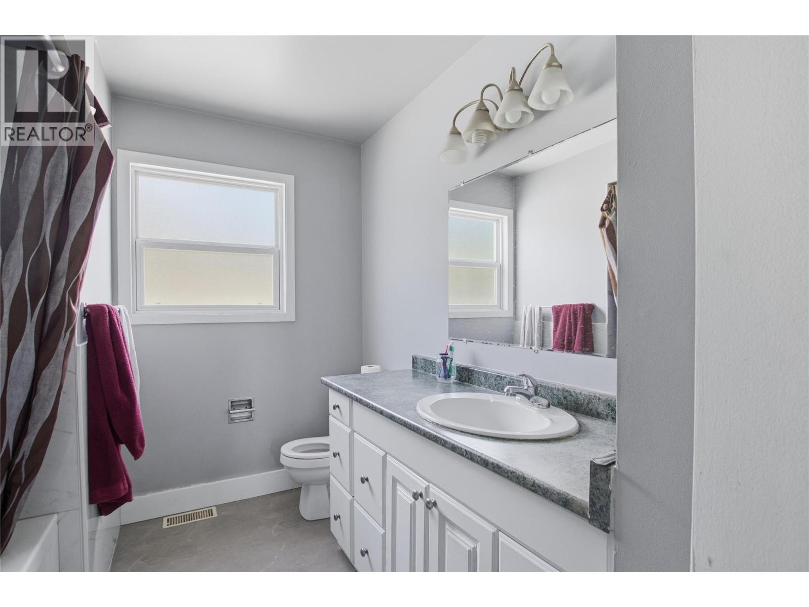355 Pemberton Terrace, Kamloops, British Columbia  V2C 1T2 - Photo 13 - 10393950