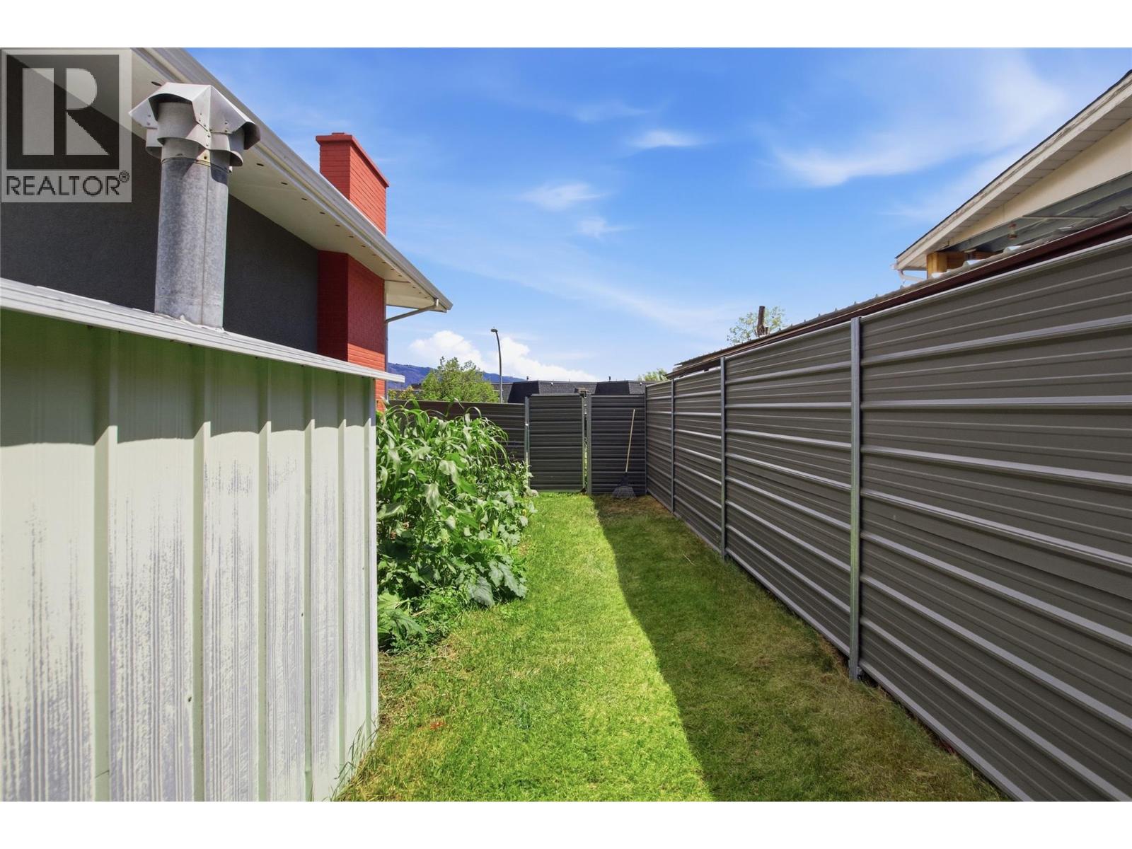 355 Pemberton Terrace, Kamloops, British Columbia  V2C 1T2 - Photo 38 - 10393950