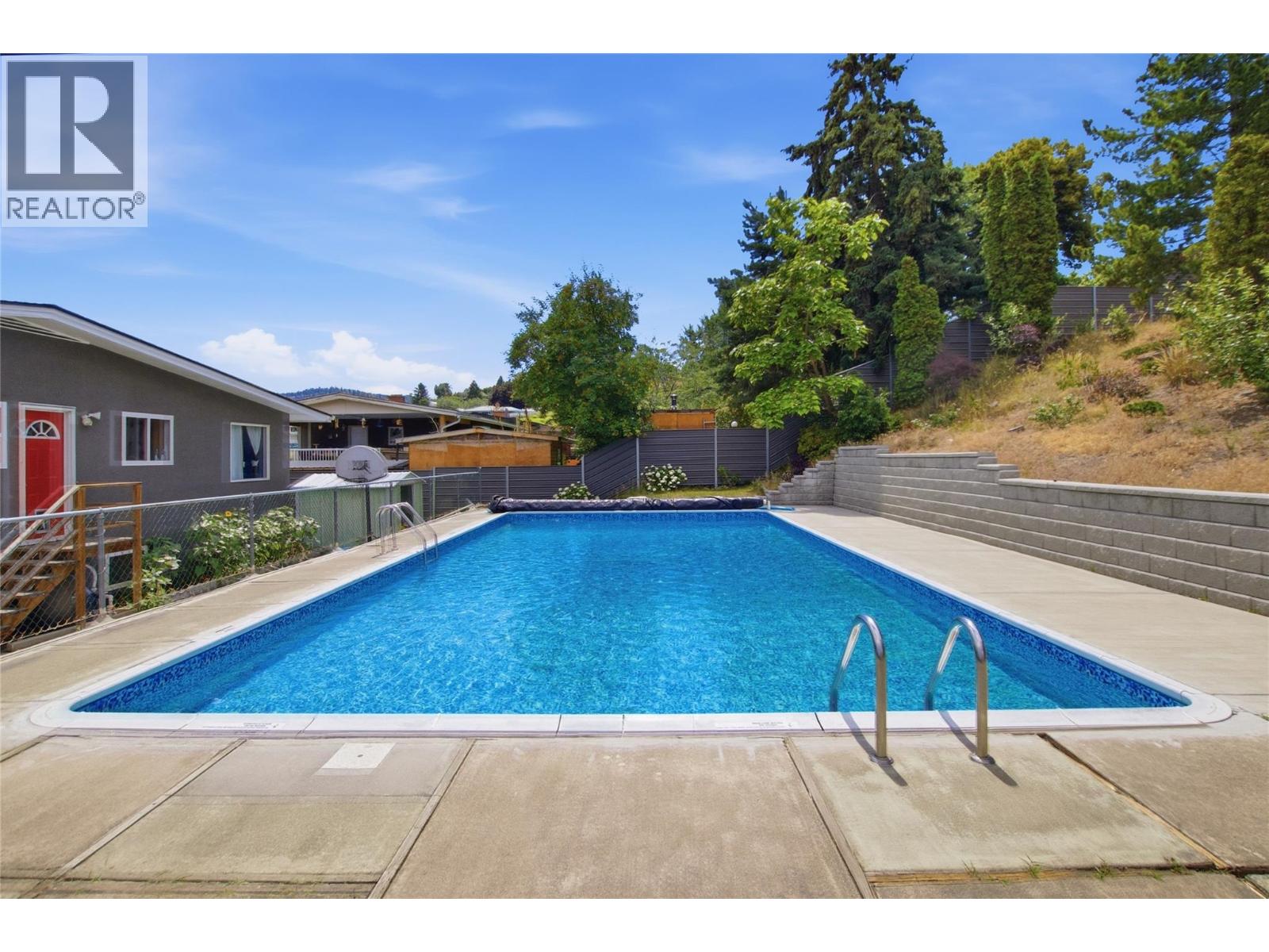 355 Pemberton Terrace, Kamloops, British Columbia  V2C 1T2 - Photo 39 - 10393950