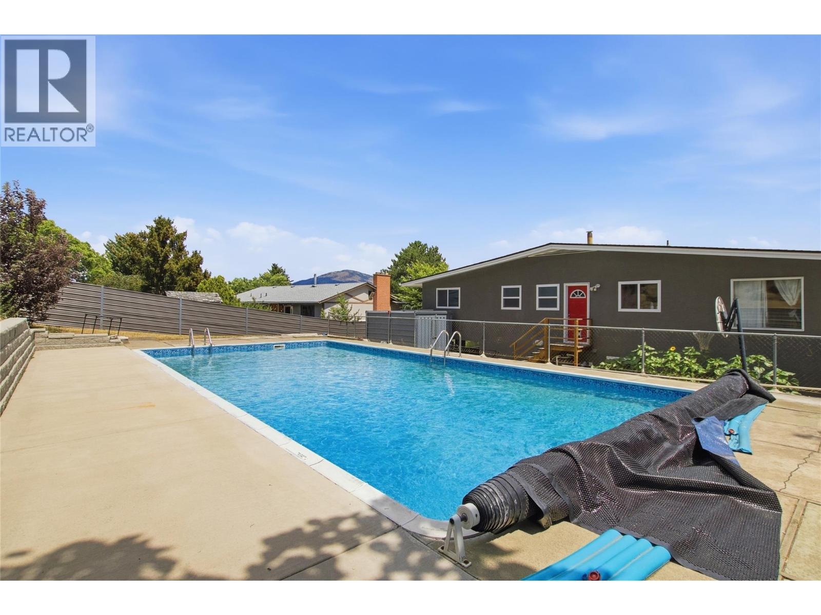355 Pemberton Terrace, Kamloops, British Columbia  V2C 1T2 - Photo 40 - 10393950
