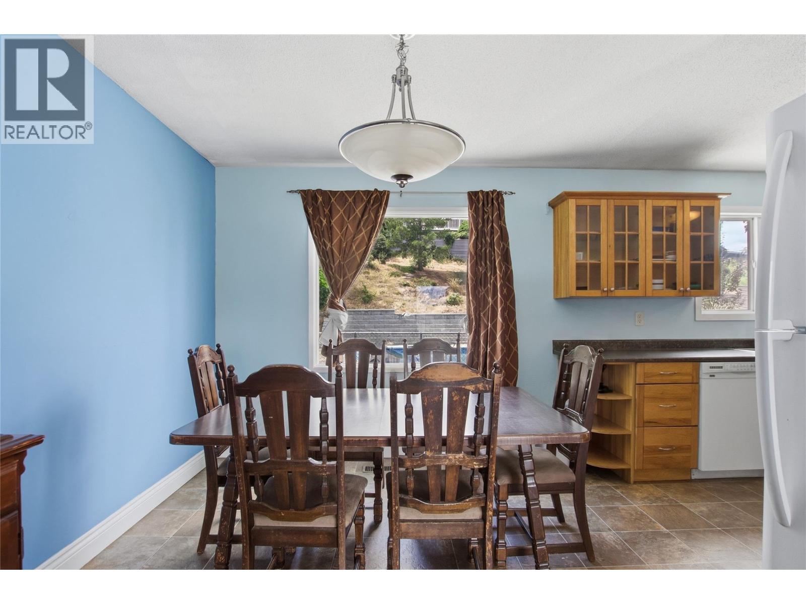 355 Pemberton Terrace, Kamloops, British Columbia  V2C 1T2 - Photo 8 - 10393950