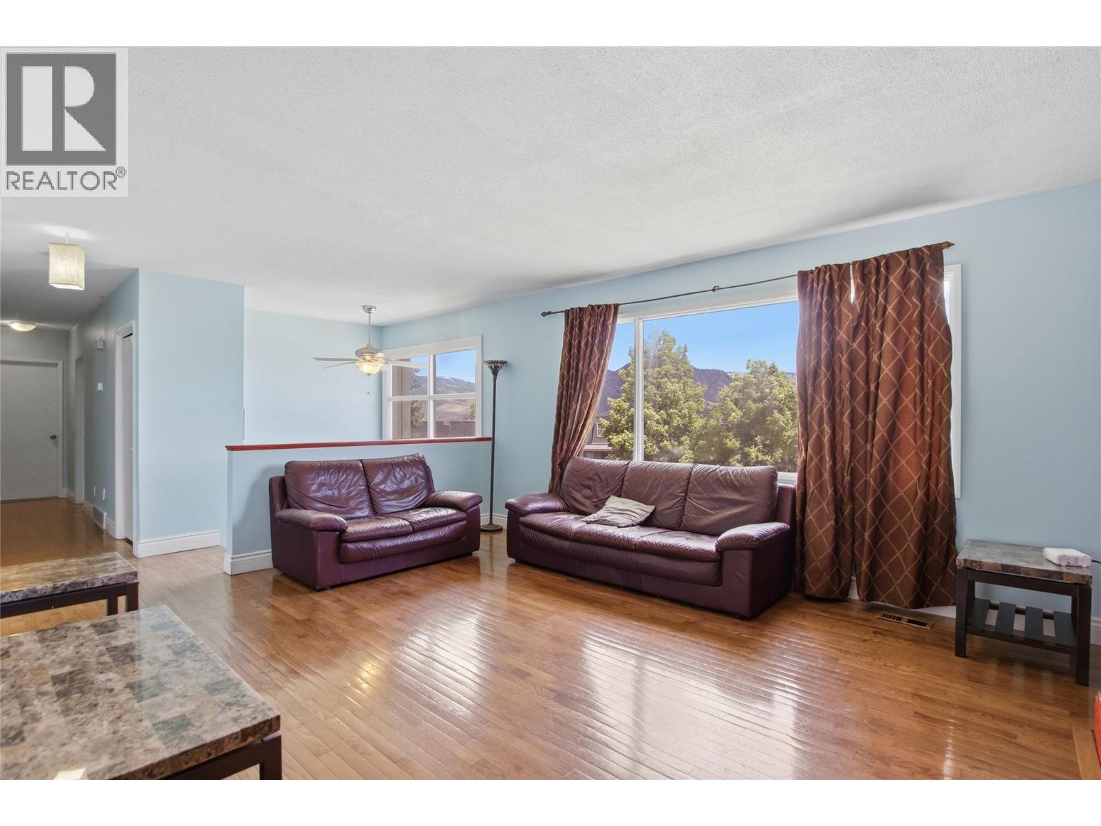 355 Pemberton Terrace, Kamloops, British Columbia  V2C 1T2 - Photo 9 - 10393950