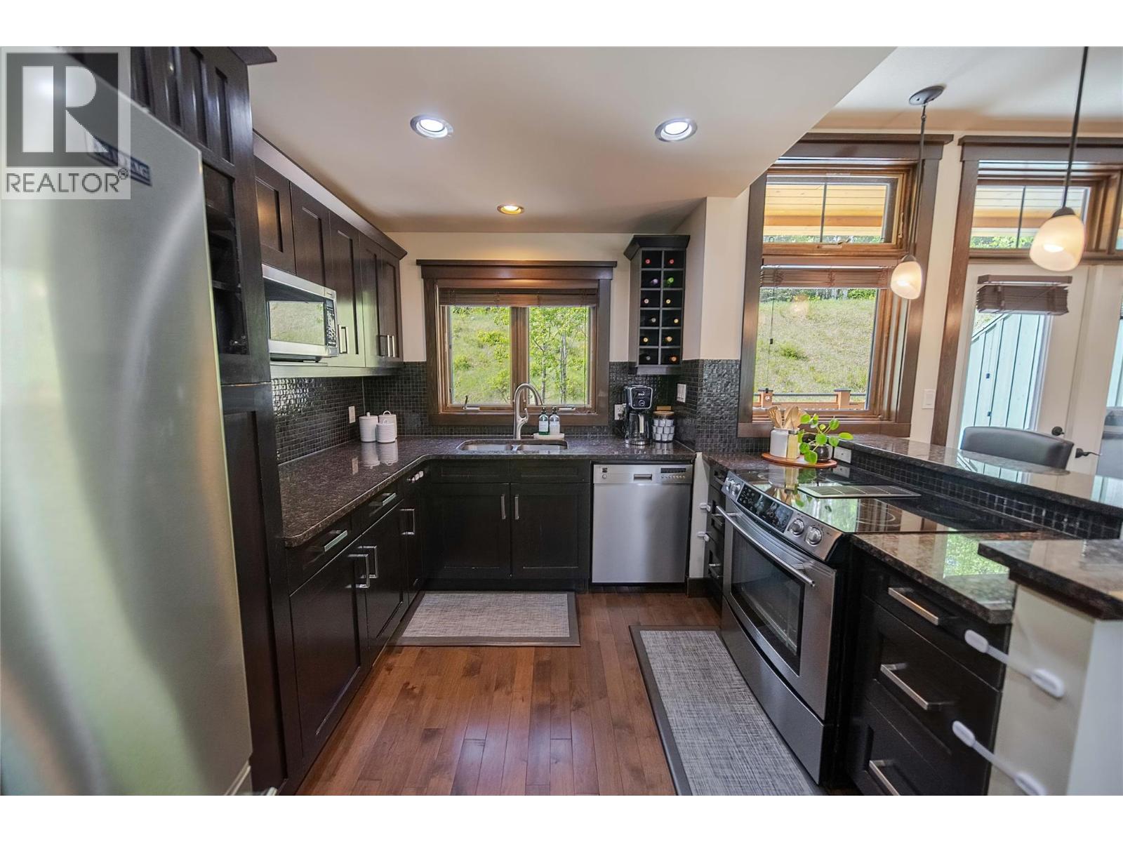 437 Canyon Trails Road Unit# A, Fernie, British Columbia  V0B 1M5 - Photo 6 - 10393844