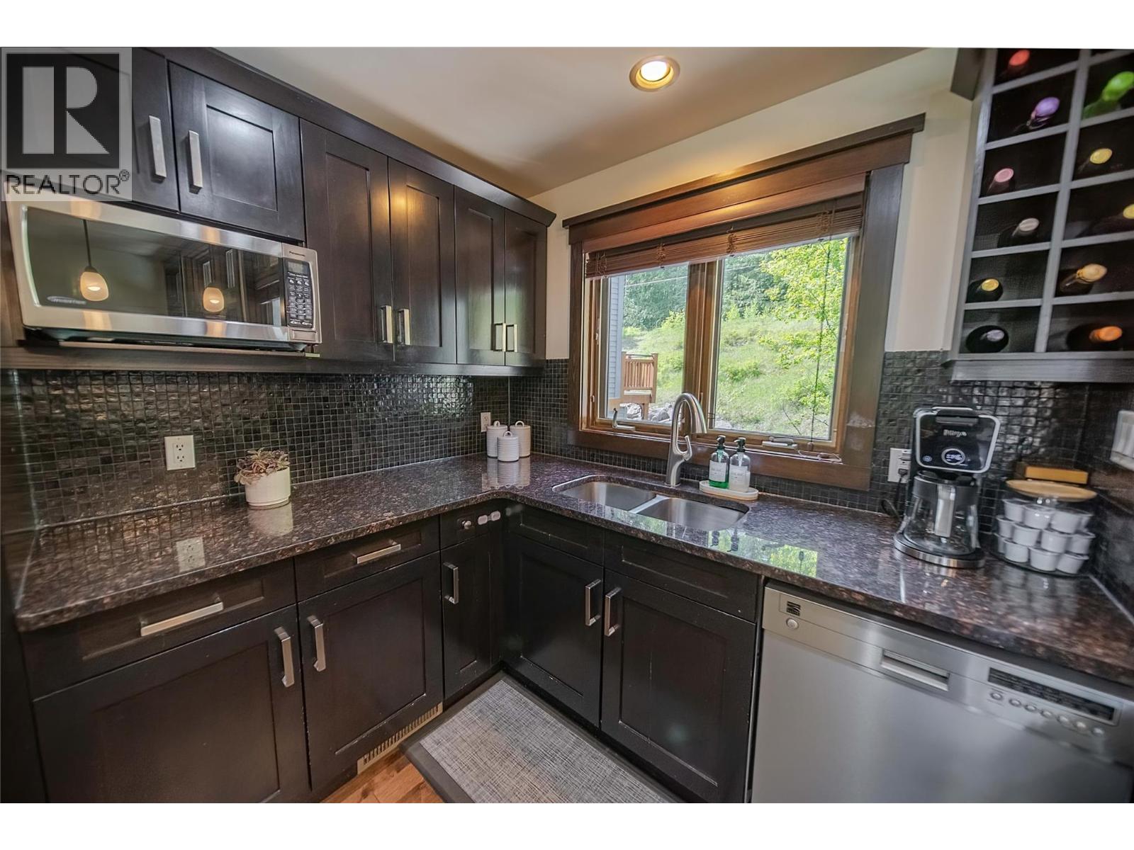 437 Canyon Trails Road Unit# A, Fernie, British Columbia  V0B 1M5 - Photo 7 - 10393844
