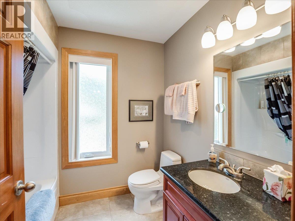 1616 Tower Ridge Road, Castlegar, British Columbia  V1N 4W7 - Photo 27 - 10393881