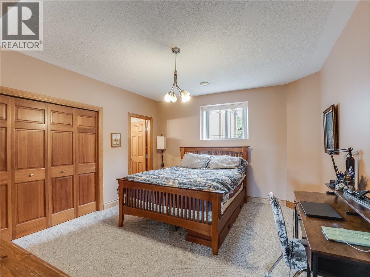 1616 Tower Ridge Road, Castlegar, British Columbia  V1N 4W7 - Photo 43 - 10393881