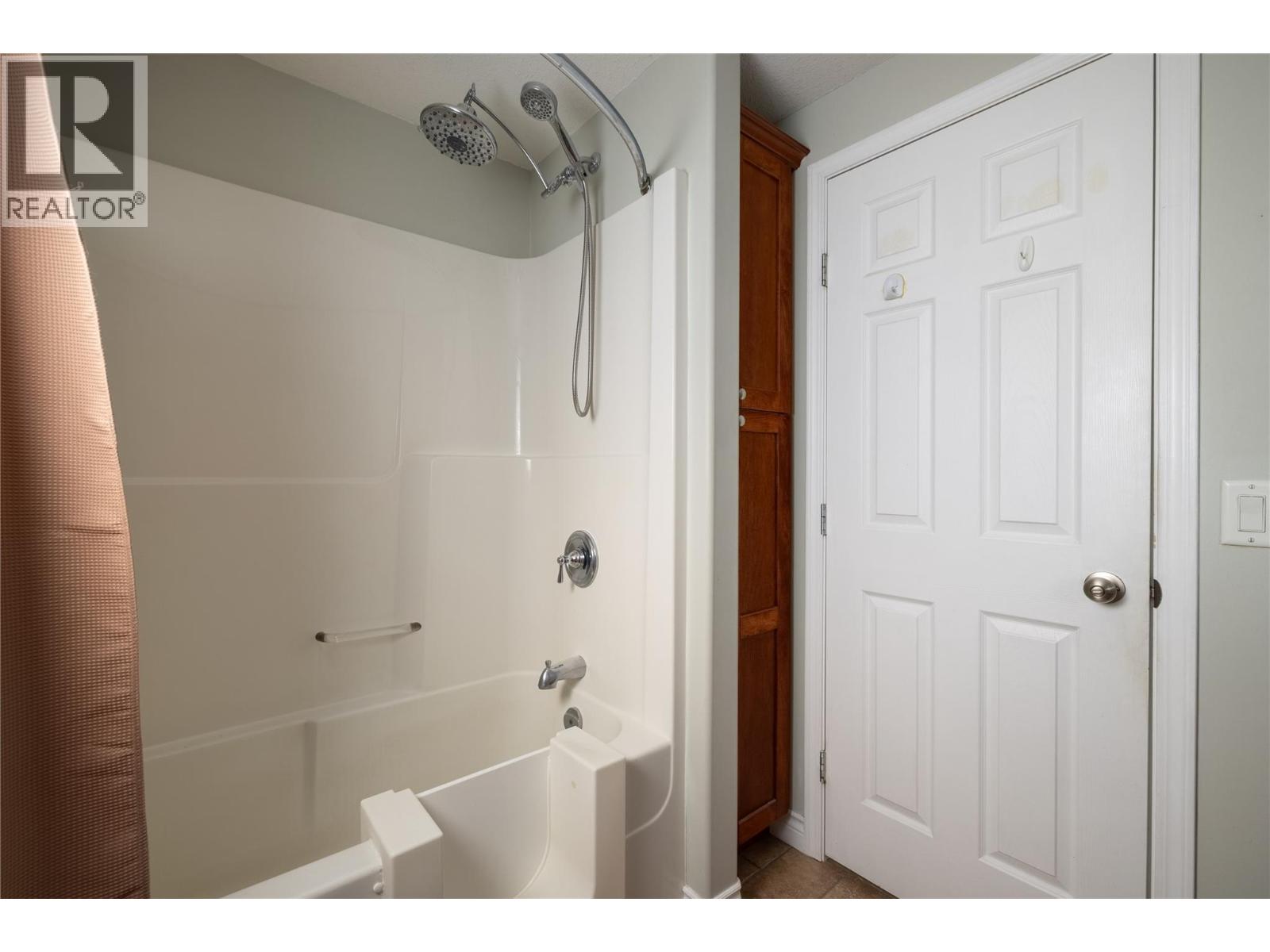 8000 Highland Road Unit# 24, Vernon, British Columbia  V1B 3W5 - Photo 18 - 10393910
