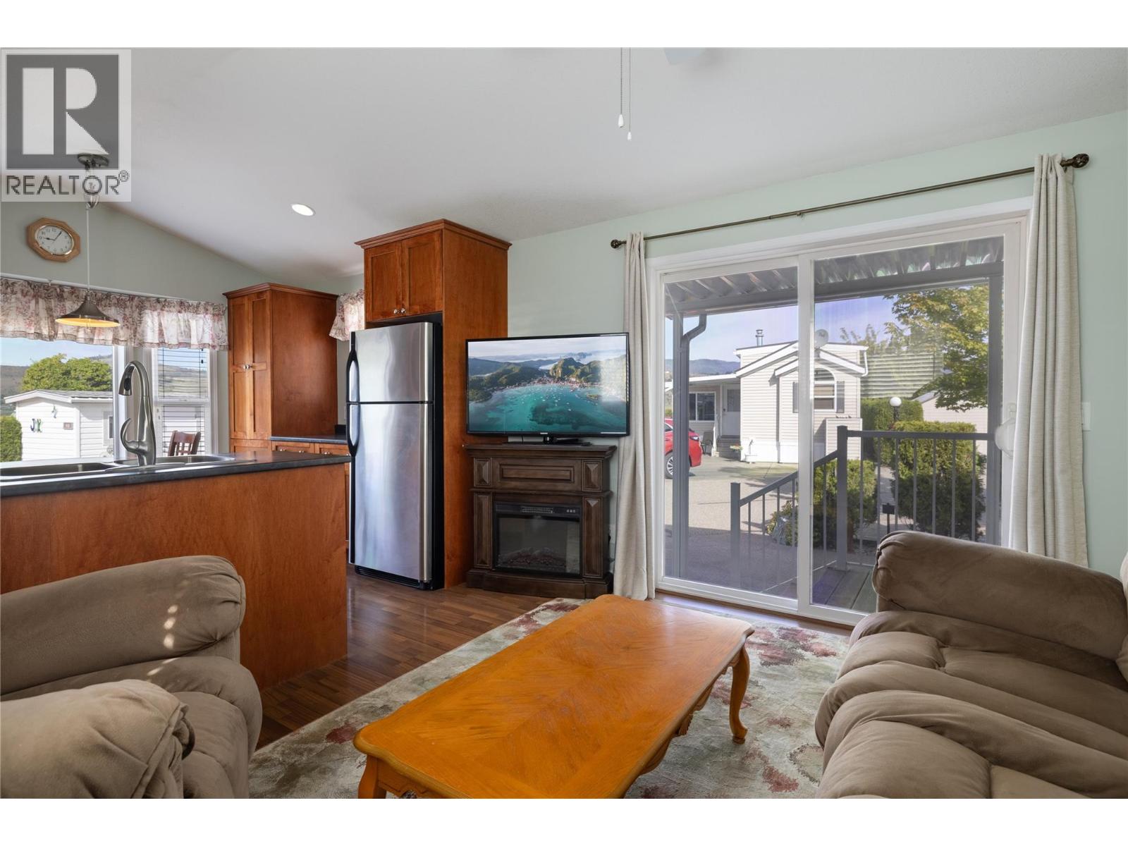8000 Highland Road Unit# 24, Vernon, British Columbia  V1B 3W5 - Photo 6 - 10393910
