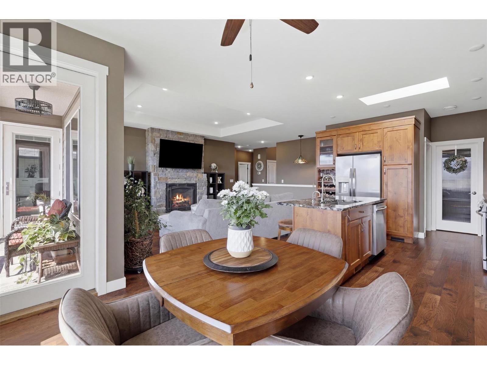 4006 Rio Vista Way, Kamloops, British Columbia  V2H 0E1 - Photo 19 - 10393832