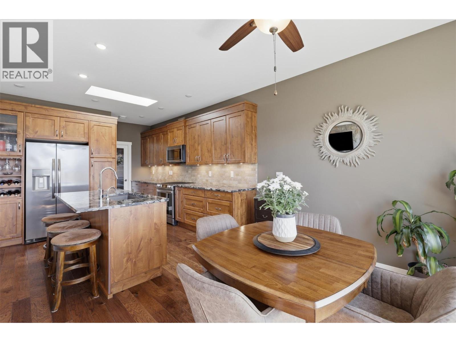 4006 Rio Vista Way, Kamloops, British Columbia  V2H 0E1 - Photo 24 - 10393832