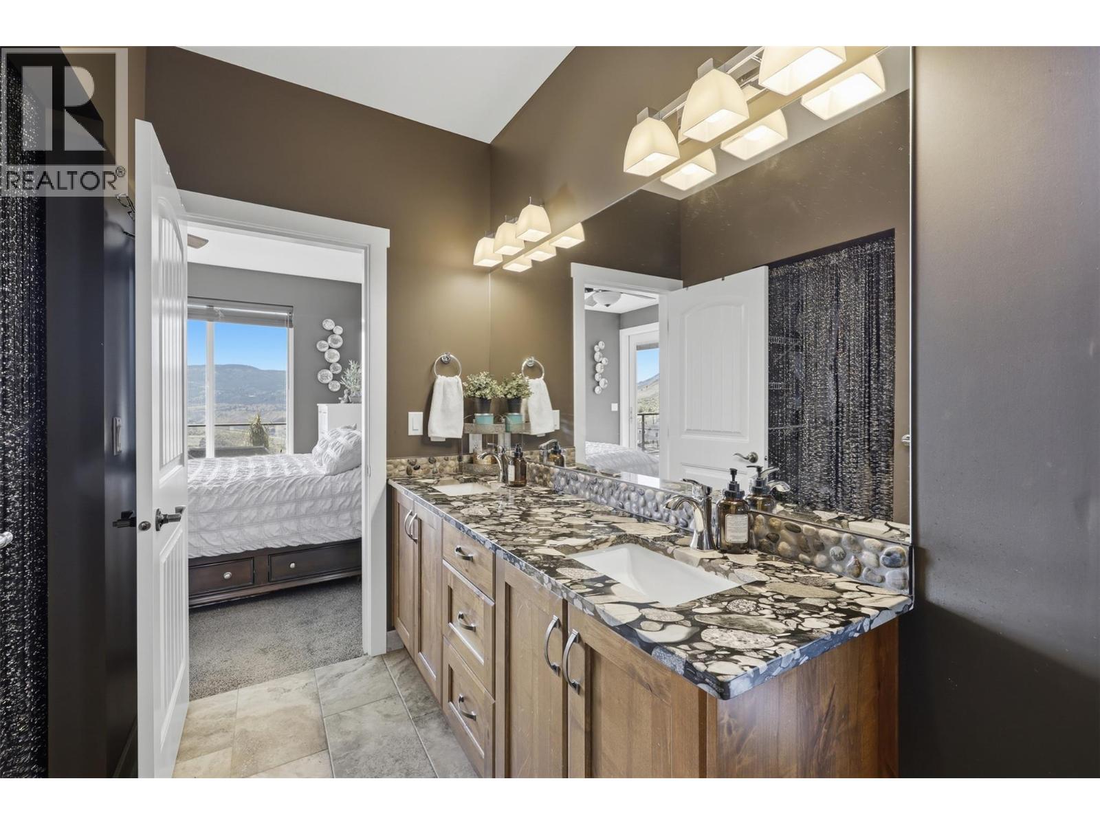 4006 Rio Vista Way, Kamloops, British Columbia  V2H 0E1 - Photo 29 - 10393832